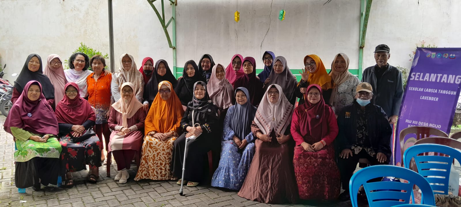 Sekolah lansia tangguh